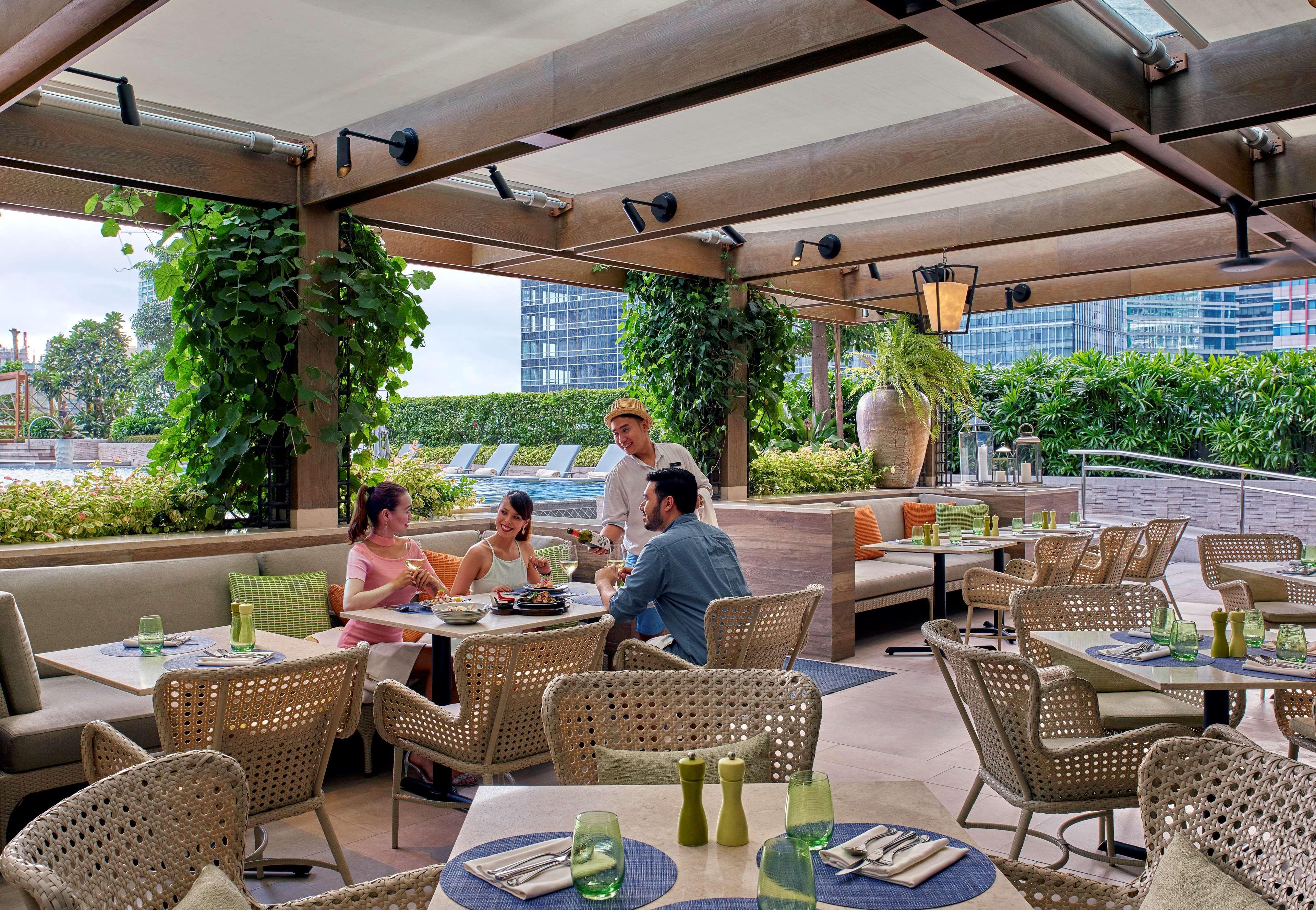 Shangri-La The Fort, Manila Тагуиг Екстериор снимка